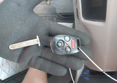 2011 Honda Accord 2.4 Lx from USA, damaged, VIN 1HGCP2F36BA132989